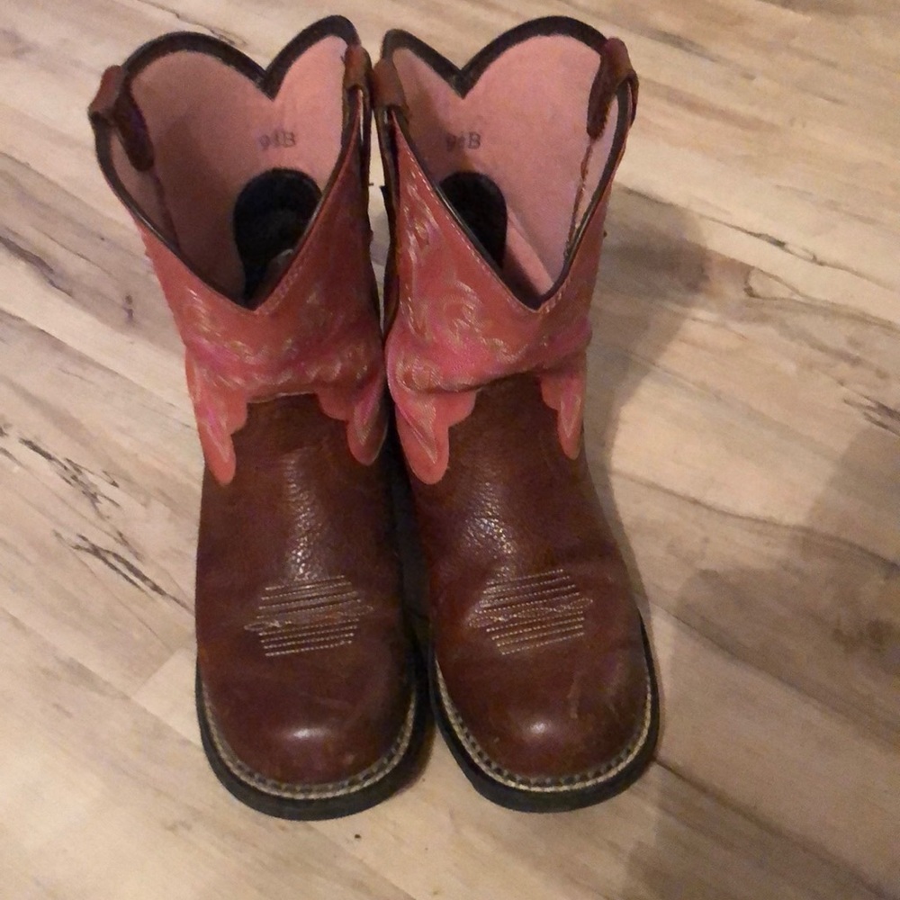 Ariat FATBABY boots. GUC. No box.